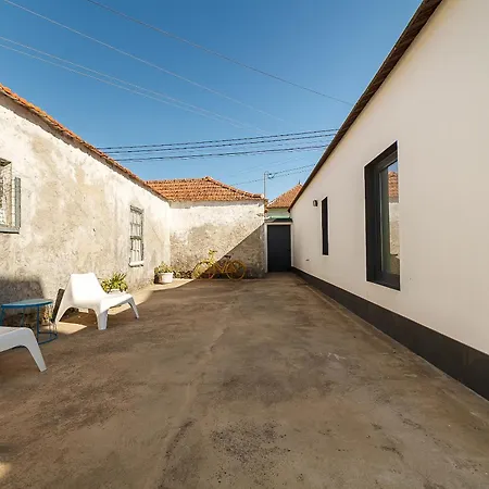 Gafa House - Family And Workplace Villa