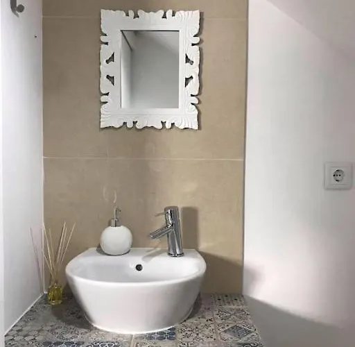 Gafa House - Family And Workplace *