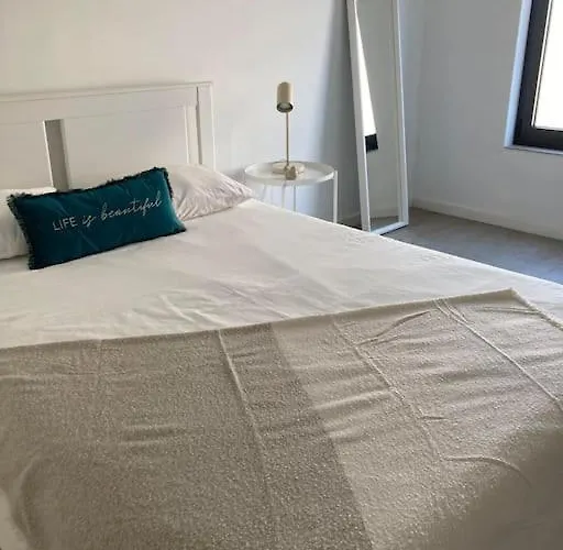 Gafa House - Family And Workplace فيلة