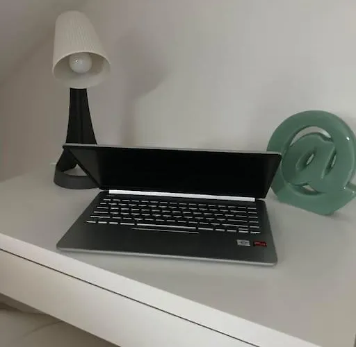 Gafa House - Family And Workplace فيلة