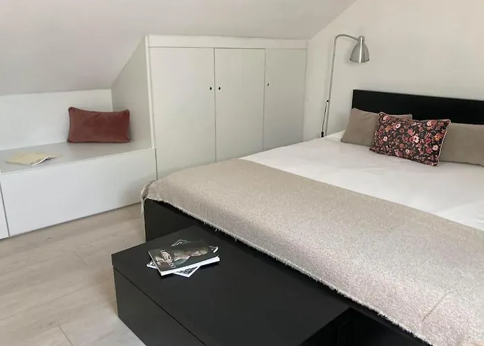 Gafa House - Family And Workplace Villa