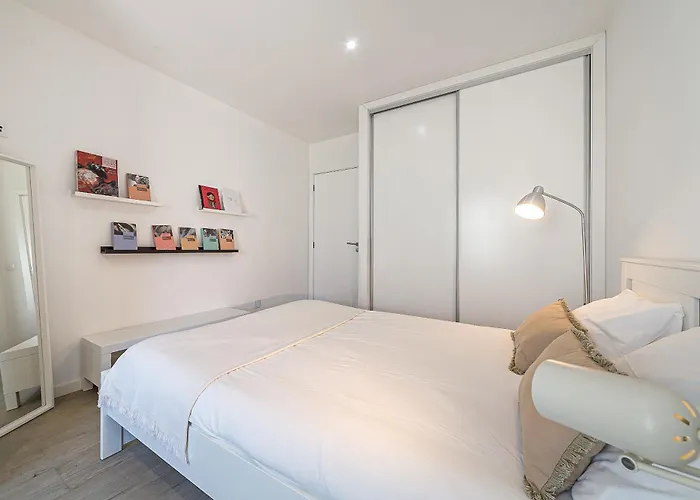 Gafa House - Family And Workplace فيلة