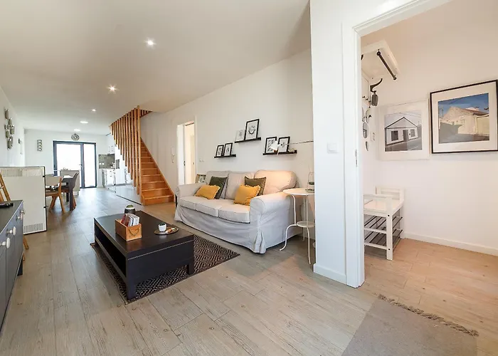 Gafa House - Family And Workplace *